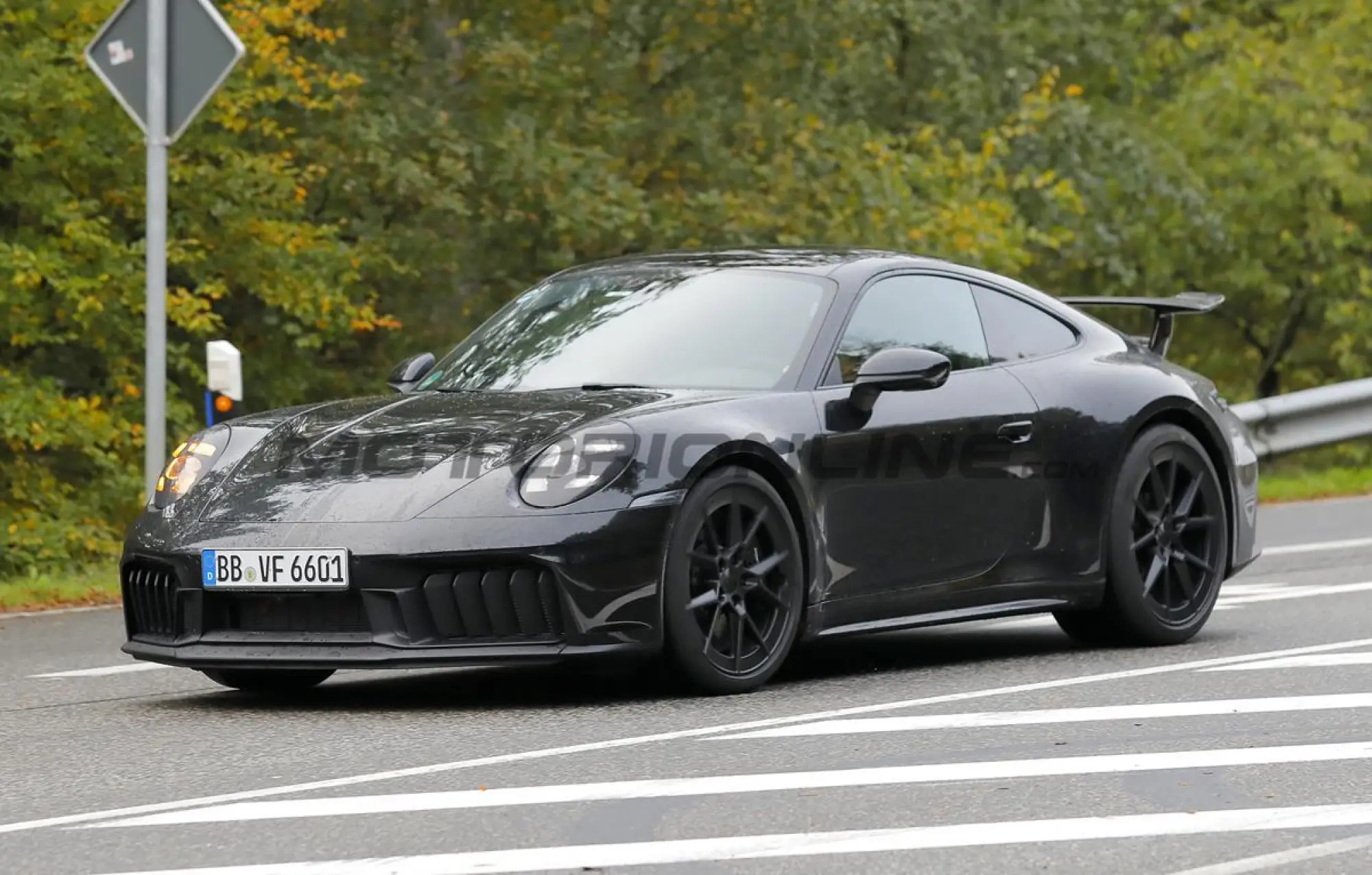 Porsche 911 2024 - Foto spia 27-10-2023 - 10
