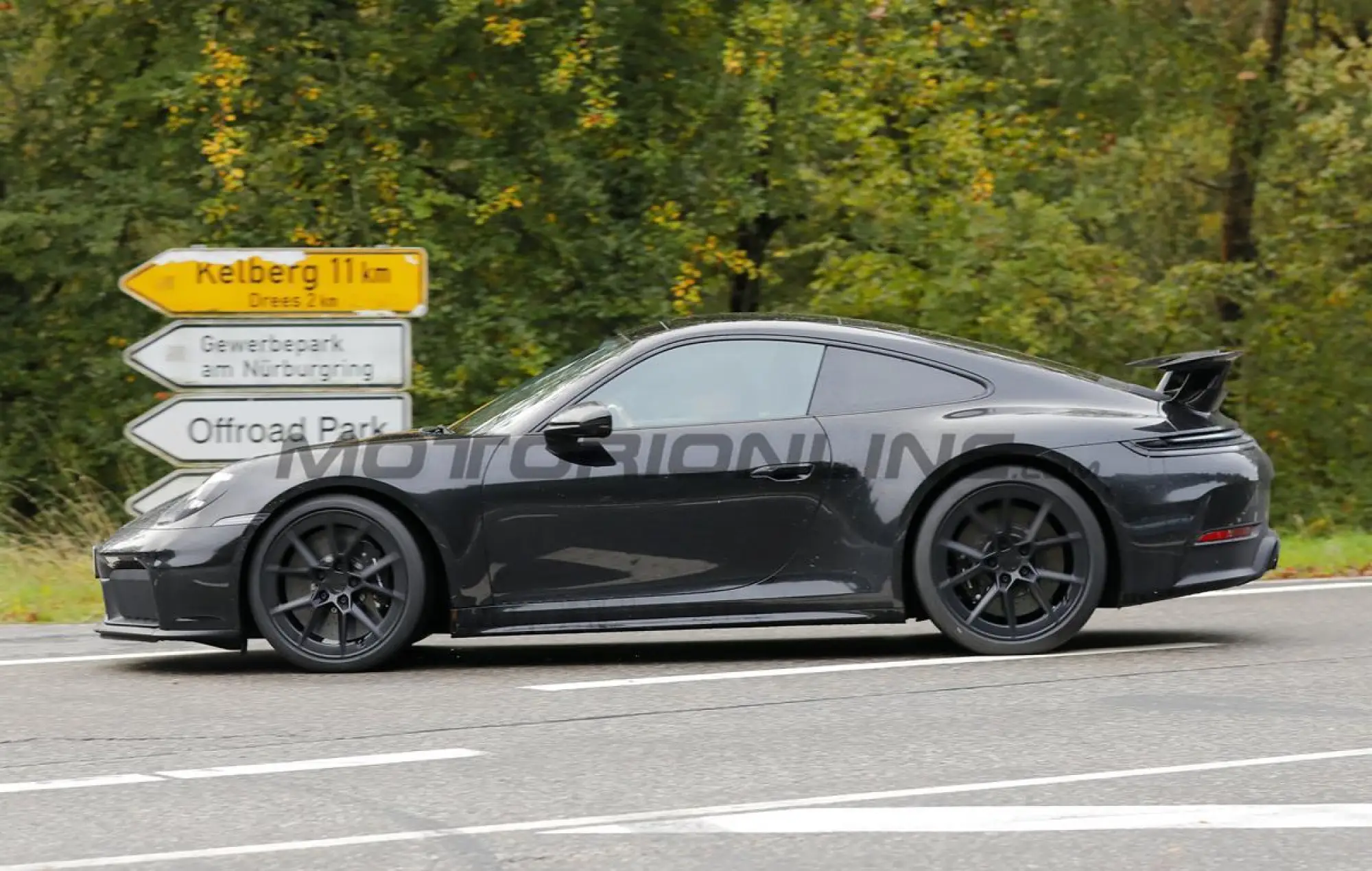 Porsche 911 2024 - Foto spia 27-10-2023 - 12