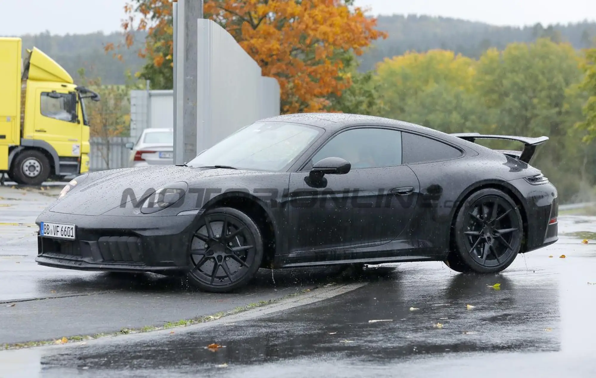 Porsche 911 2024 - Foto spia 27-10-2023 - 5