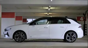 Opel Astra 2023 - Come va