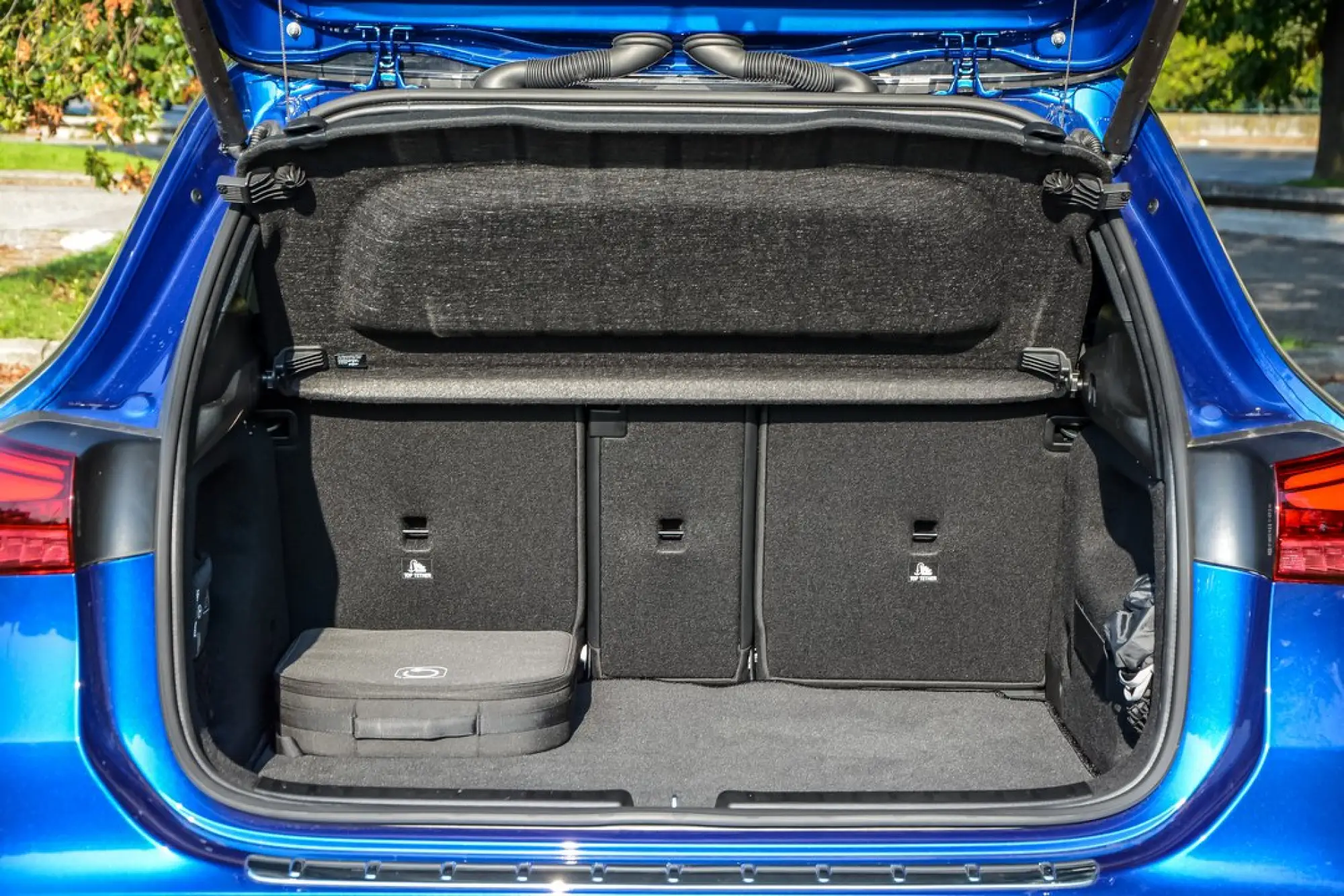 Mercedes-Benz GLA 250 e - 8