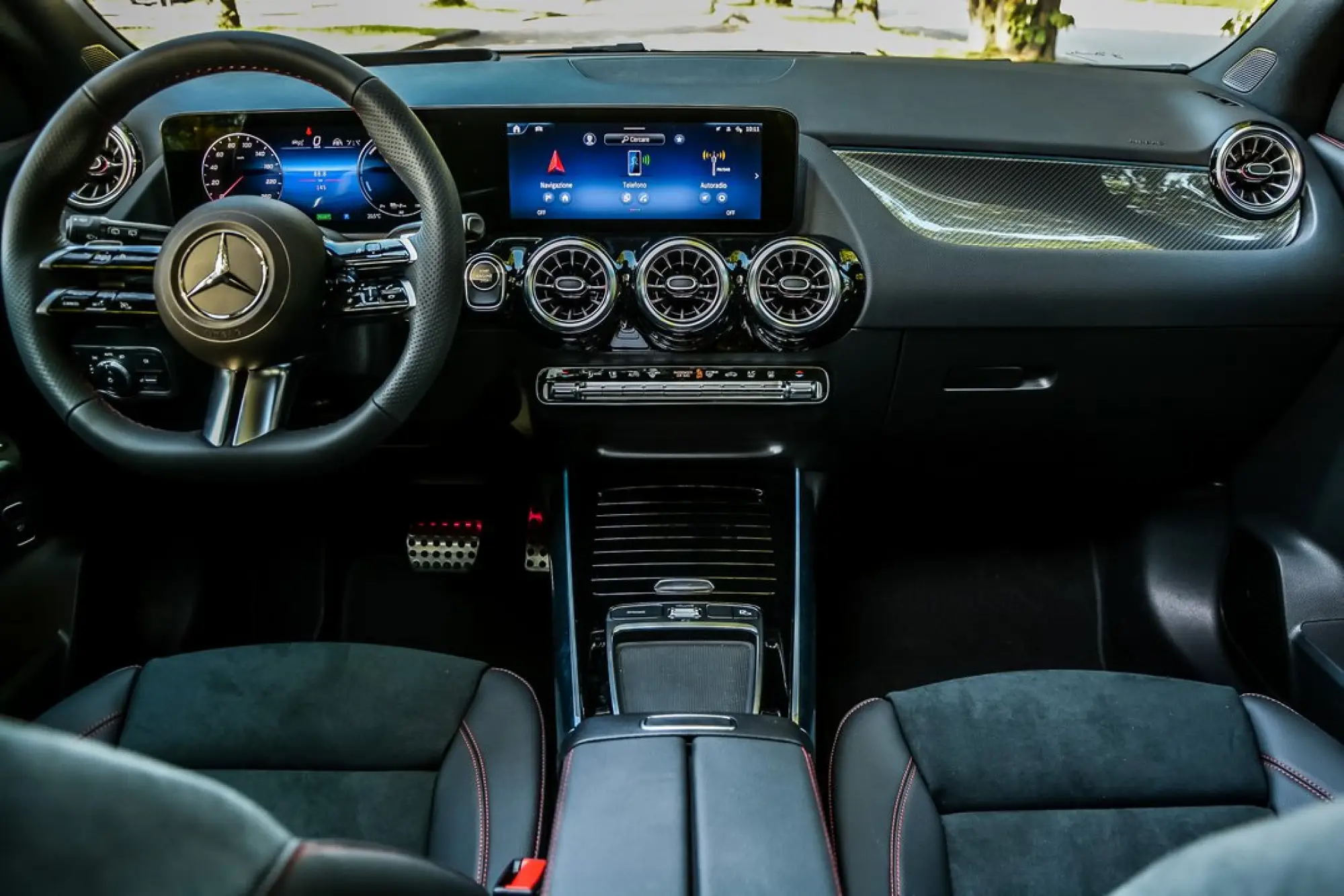Mercedes-Benz GLA 250 e - 15