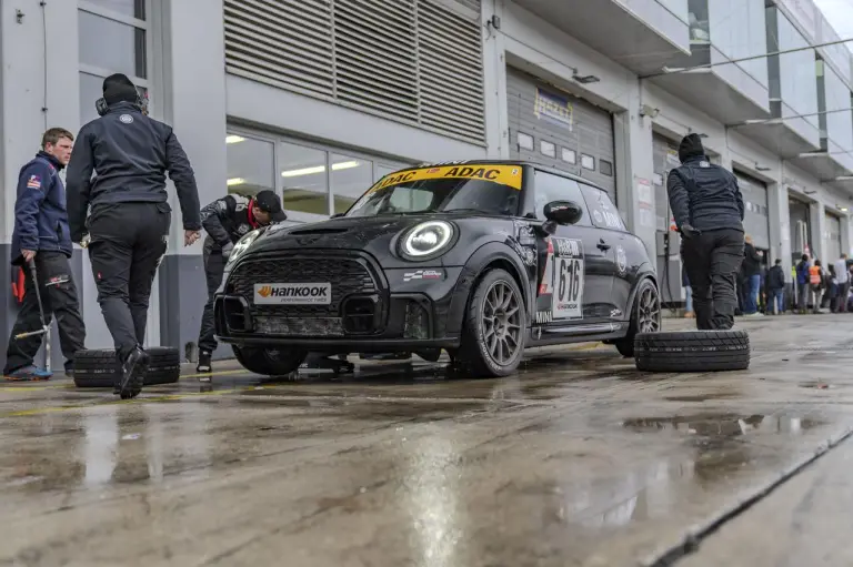 Mini John Cooper Works Edition by Bulldog Racing - 24