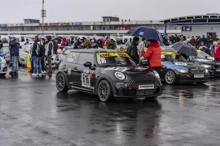 Mini John Cooper Works Edition by Bulldog Racing - 28