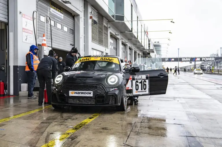 Mini John Cooper Works Edition by Bulldog Racing - 33