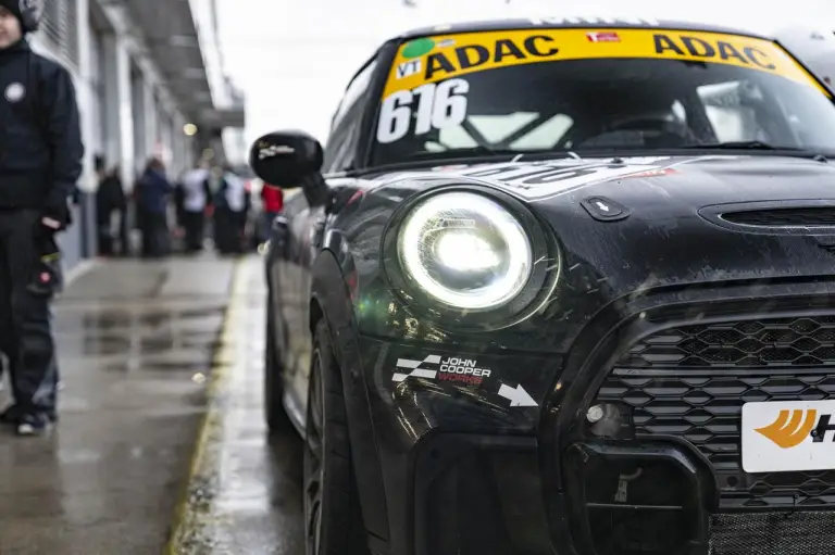 Mini John Cooper Works Edition by Bulldog Racing - 37