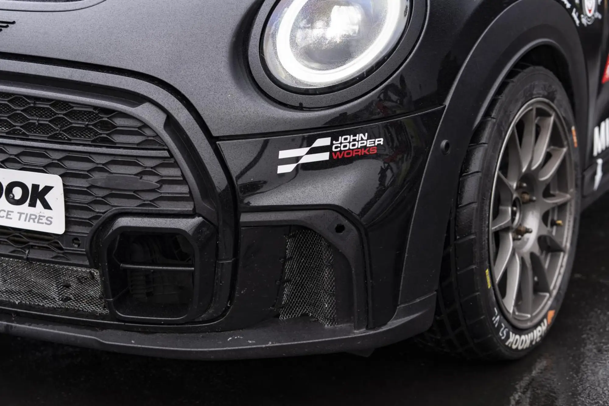 Mini John Cooper Works Edition by Bulldog Racing - 14