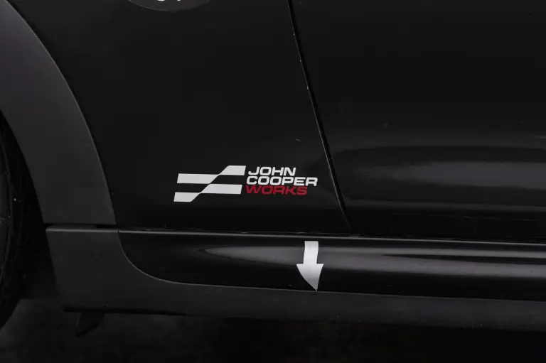 Mini John Cooper Works Edition by Bulldog Racing - 17