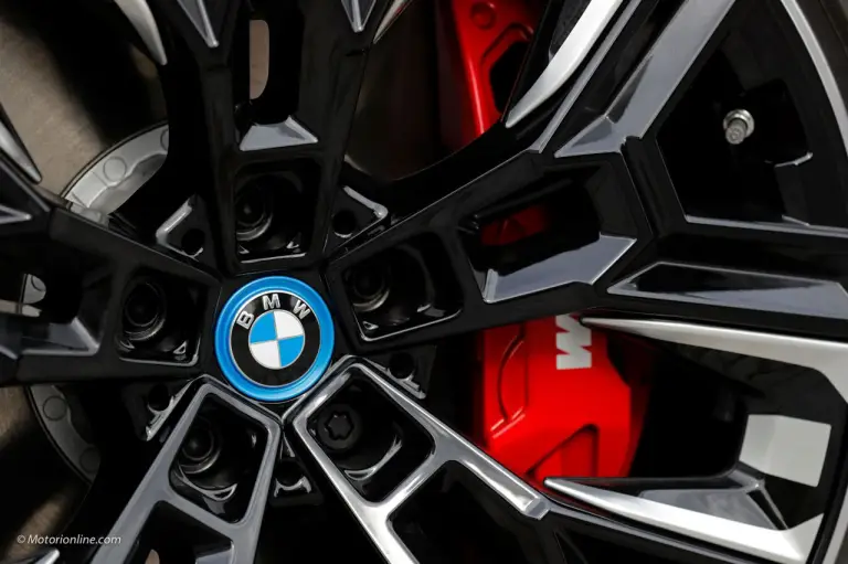 BMW Serie 5 2023 - Primo contatto - 53