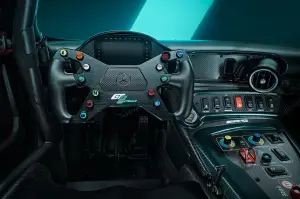 Mercedes-AMG GT2 Pro - 6