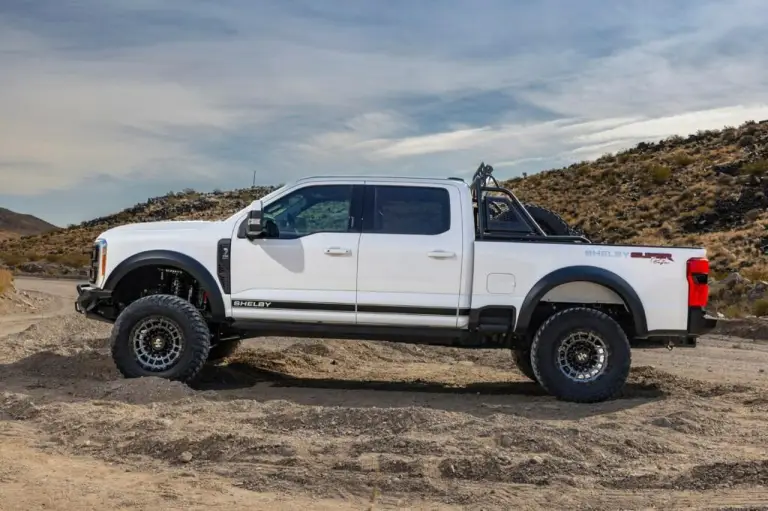 Ford Shelby F-250 Super Baja 2023 - 7
