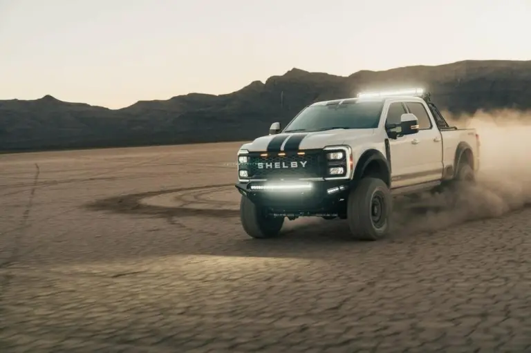 Ford Shelby F-250 Super Baja 2023 - 14