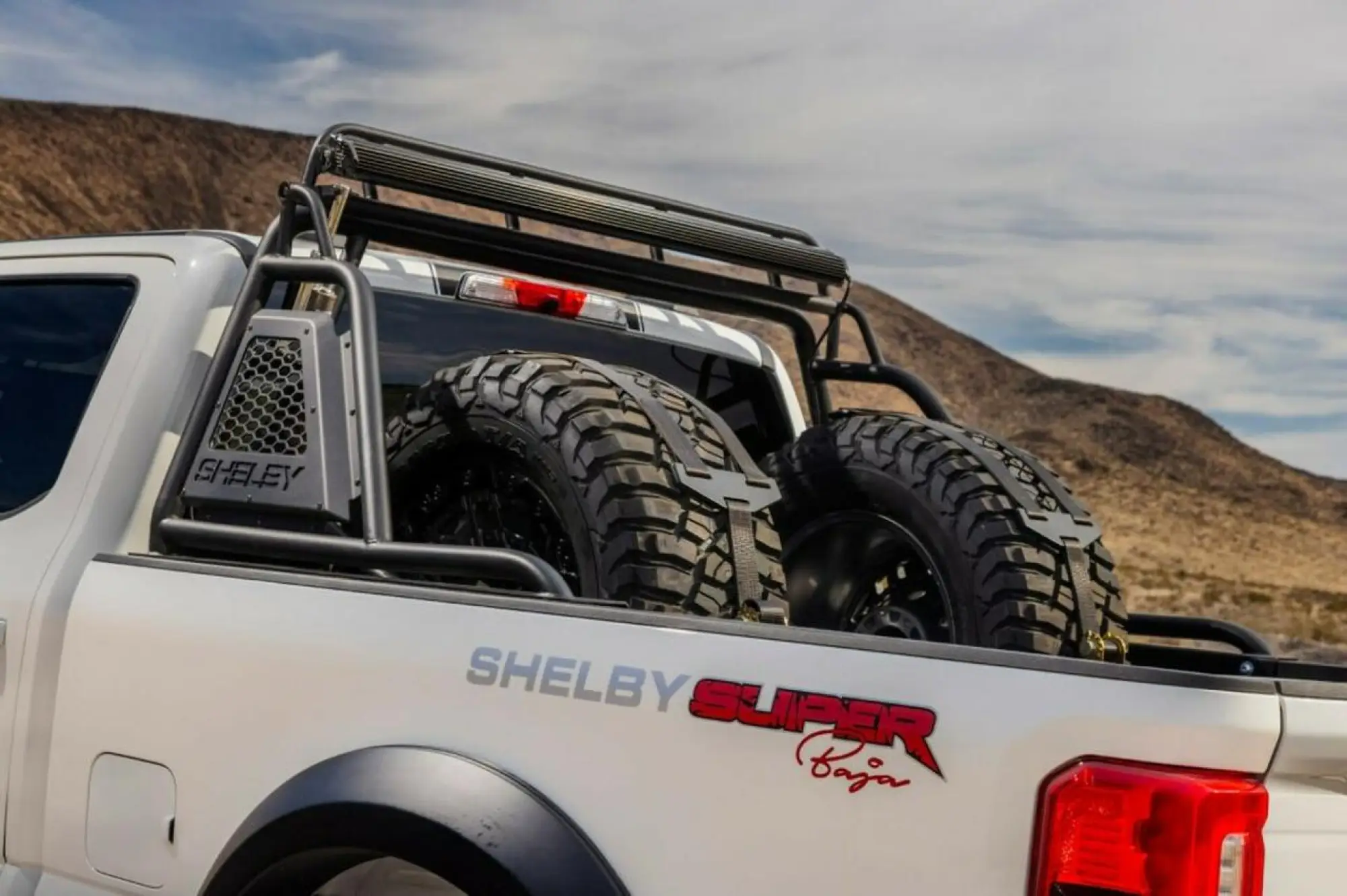 Ford Shelby F-250 Super Baja 2023 - 6