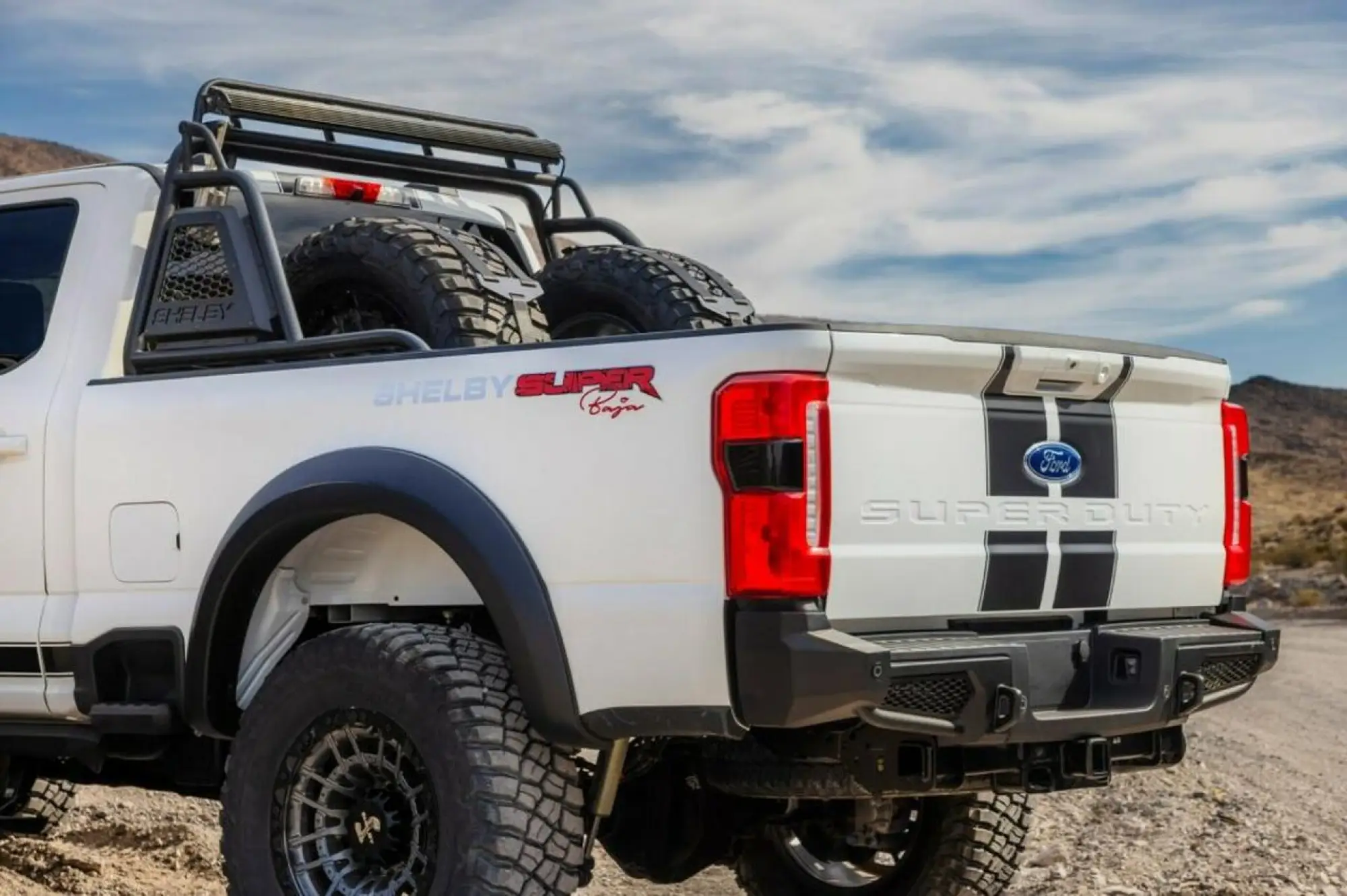 Ford Shelby F-250 Super Baja 2023 - 15