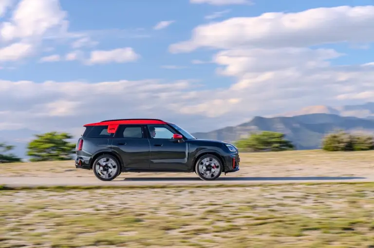 Mini John Cooper Works Countryman 2024 - Foto ufficiali - 13