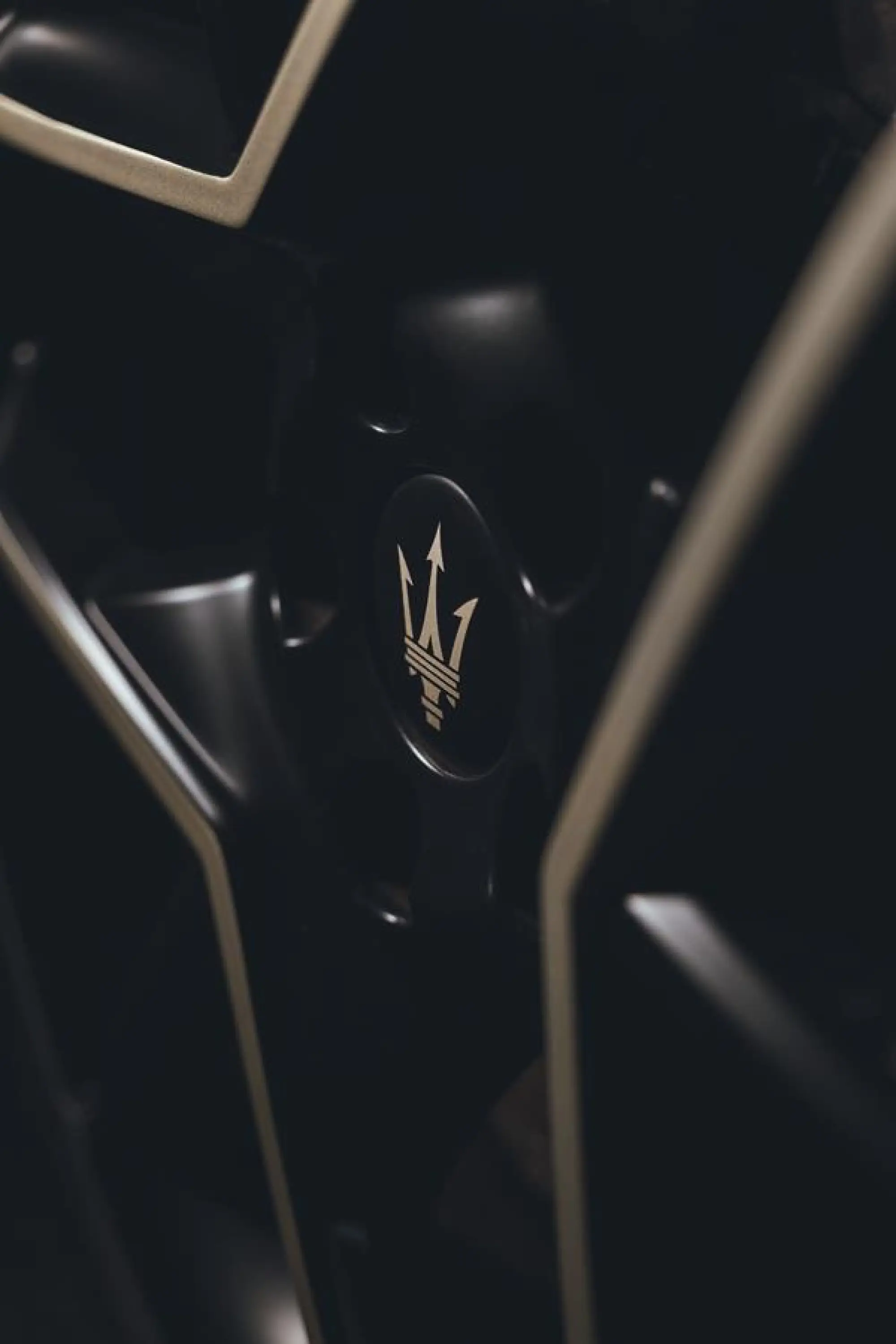 Maserati MC20 Notte - 3