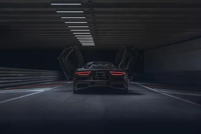 Maserati MC20 Notte - 6