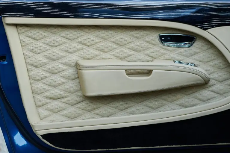 Ares Bentley Mulsanne Coupe - 19