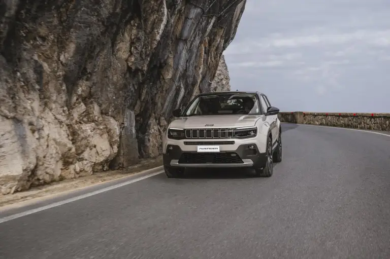 Jeep Avenger e-Hybrid - 1