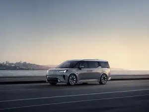 Volvo EM90 - 46