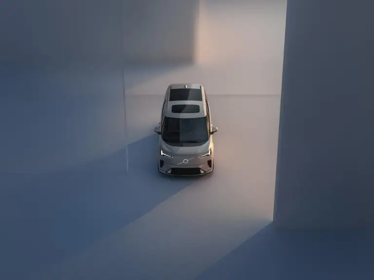 Volvo EM90 - 1