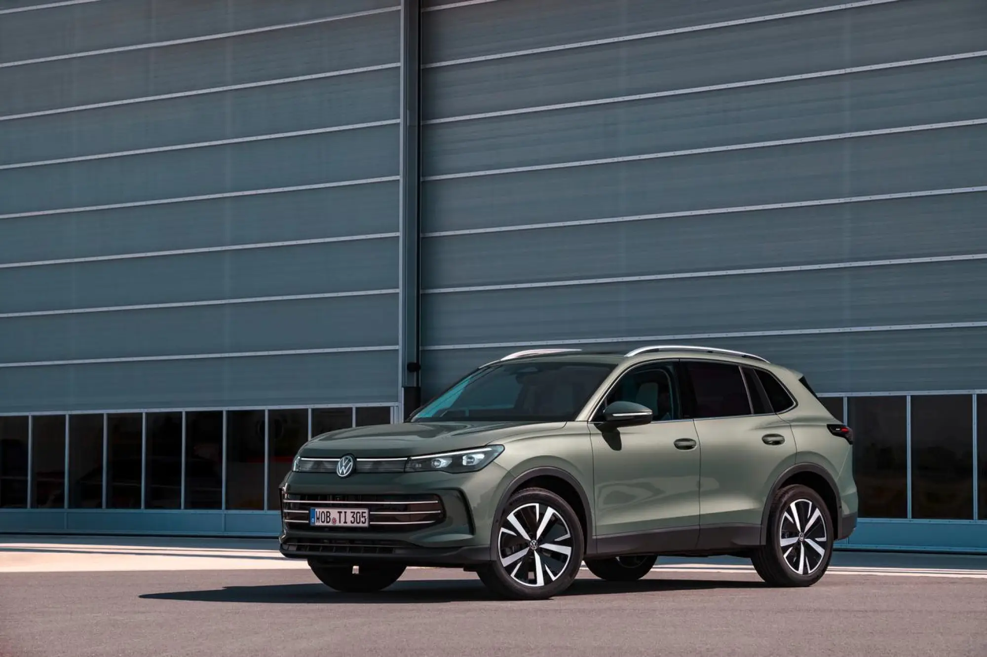 Volkswagen Tiguan 2024 Italia - 1