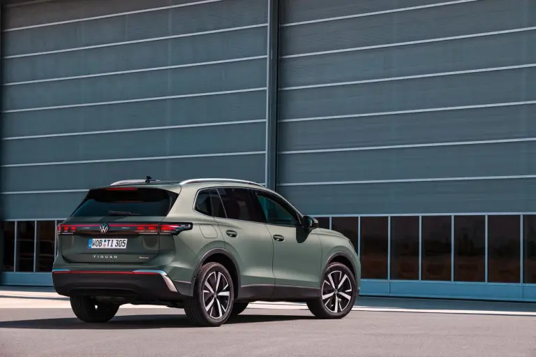 Volkswagen Tiguan 2024 Italia - 4