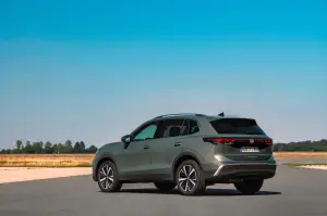 Volkswagen Tiguan 2024 Italia - 3