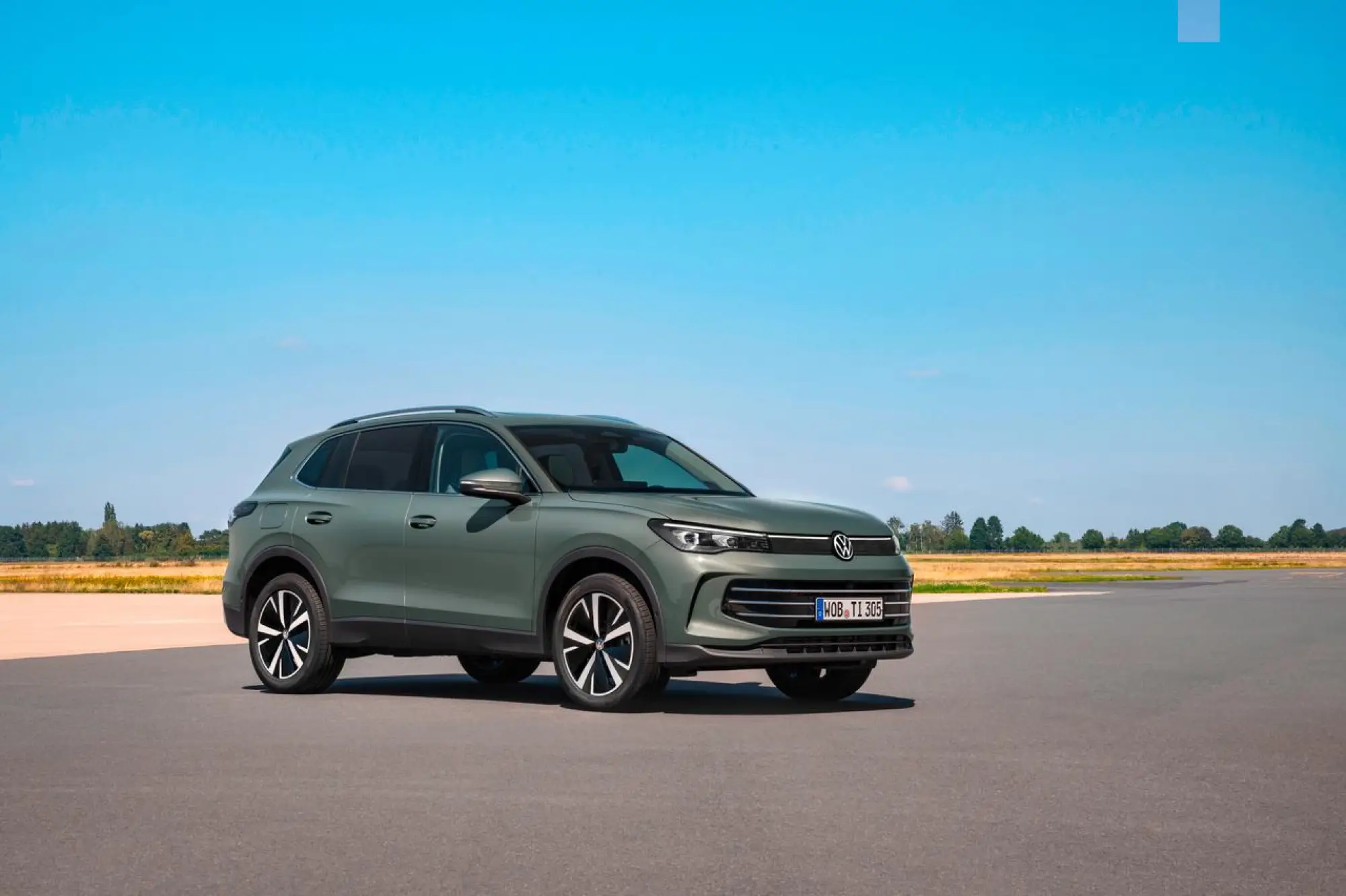 Volkswagen Tiguan 2024 Italia - 2