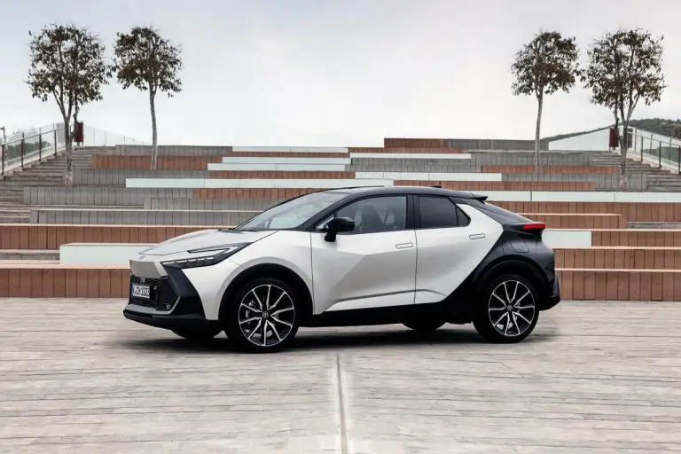 Toyota C-HR 2023 - 189