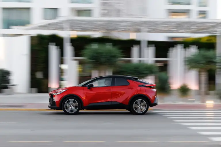 Toyota C-HR 2023 - 23