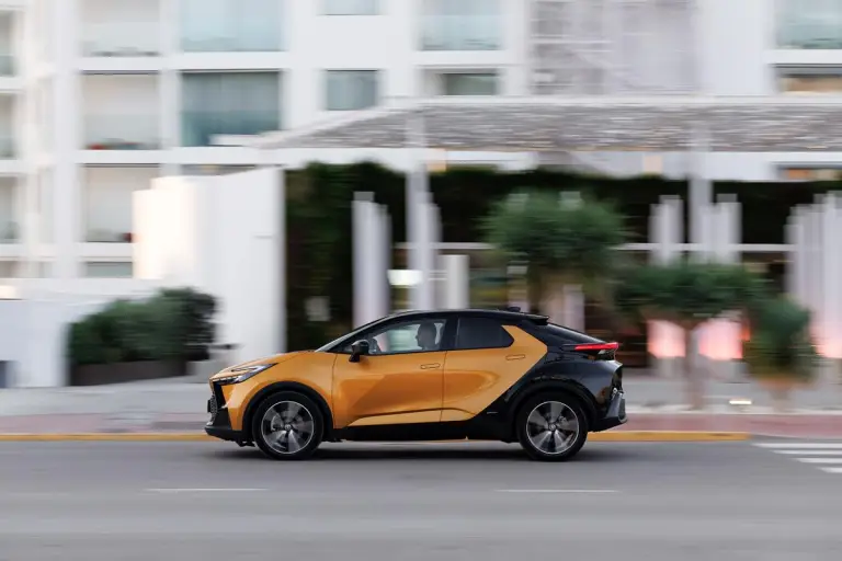 Toyota C-HR 2023 - 58