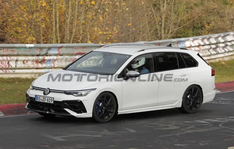 Volkswagen Golf R 2024 - Foto spia 14-11-2023 - 3