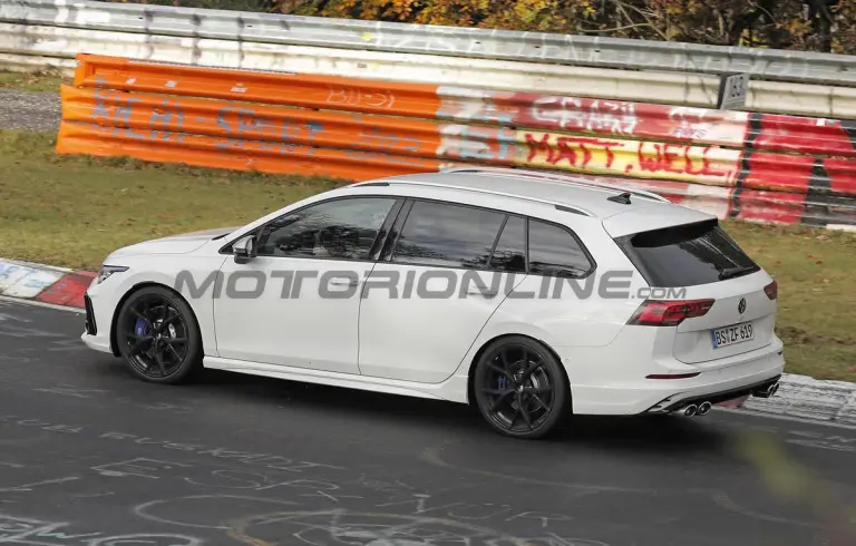 Volkswagen Golf R 2024 - Foto spia 14-11-2023 - 7