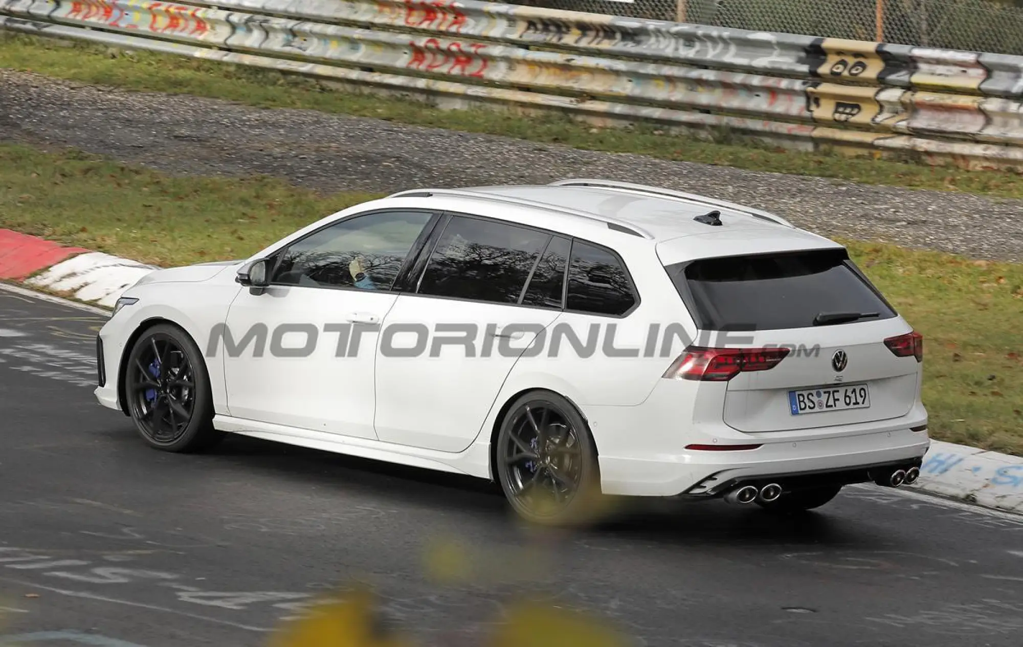 Volkswagen Golf R 2024 - Foto spia 14-11-2023 - 8