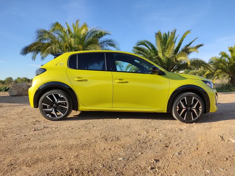 Peugeot e-208 2024 - Prova Tarragona - 9