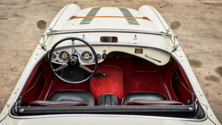 Austin Healey 100M - 10