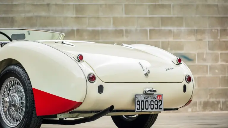 Austin Healey 100M - 22