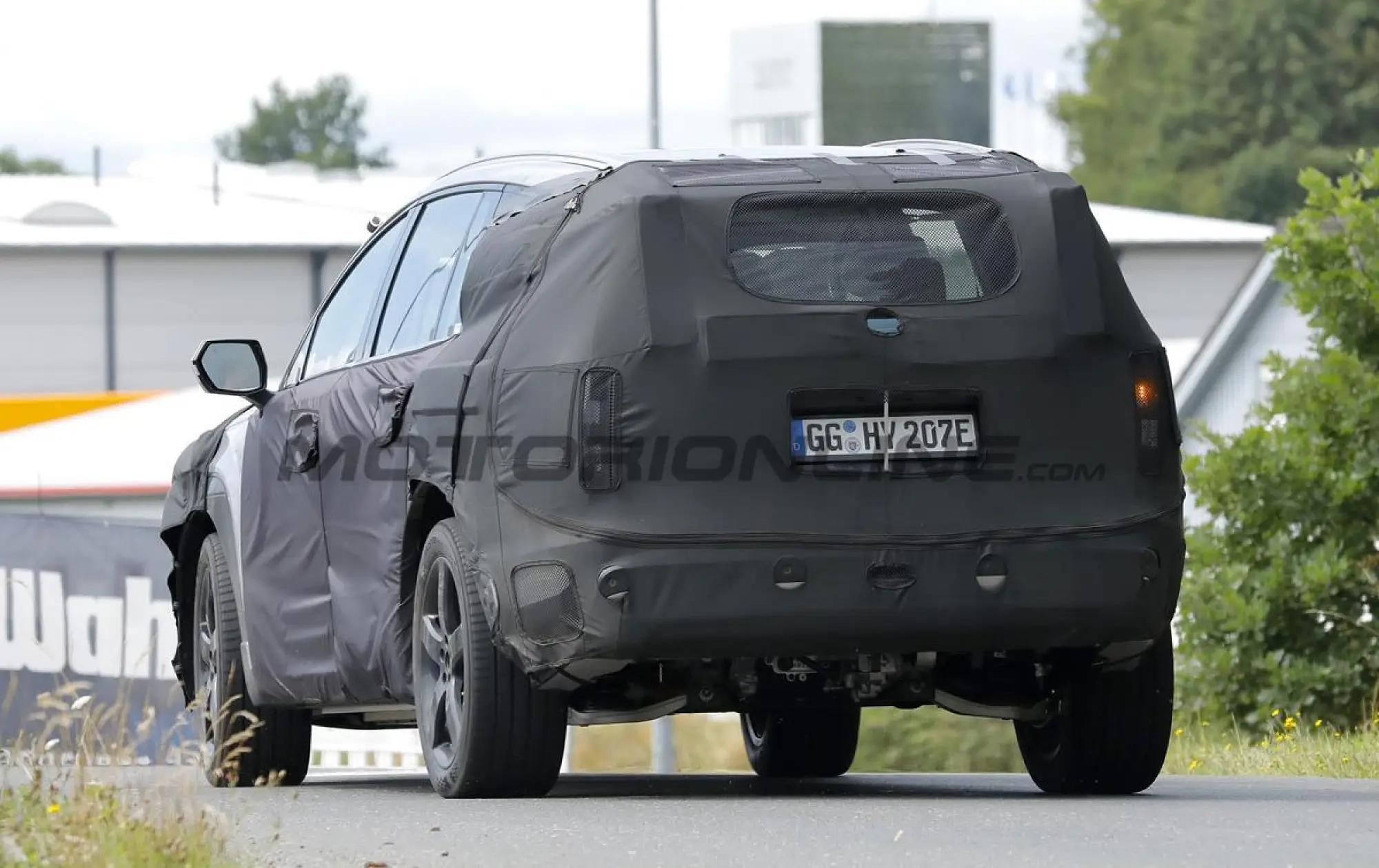 Hyundai Ioniq 7 - Foto spia 16-11-2023 - 10