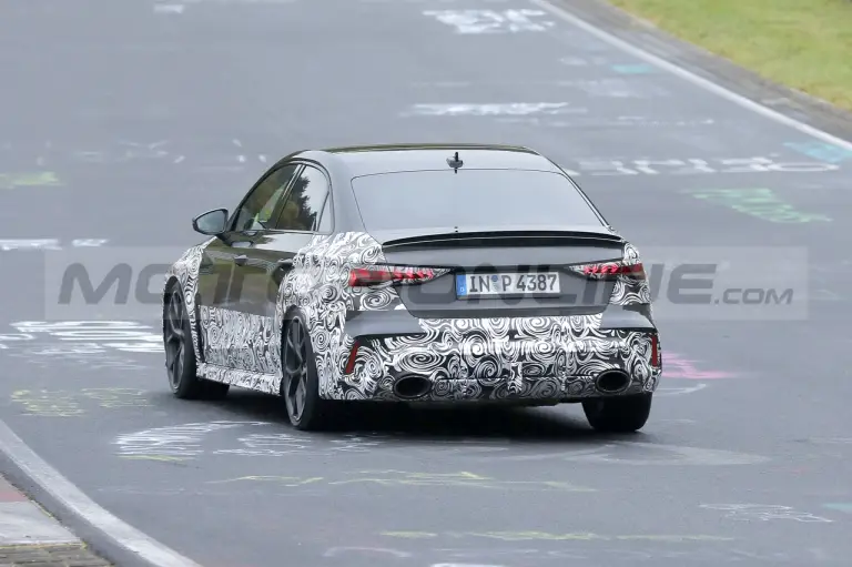 Nuove Audi S3 ed RS 3 - Foto Spia 21-11-2023 - 8