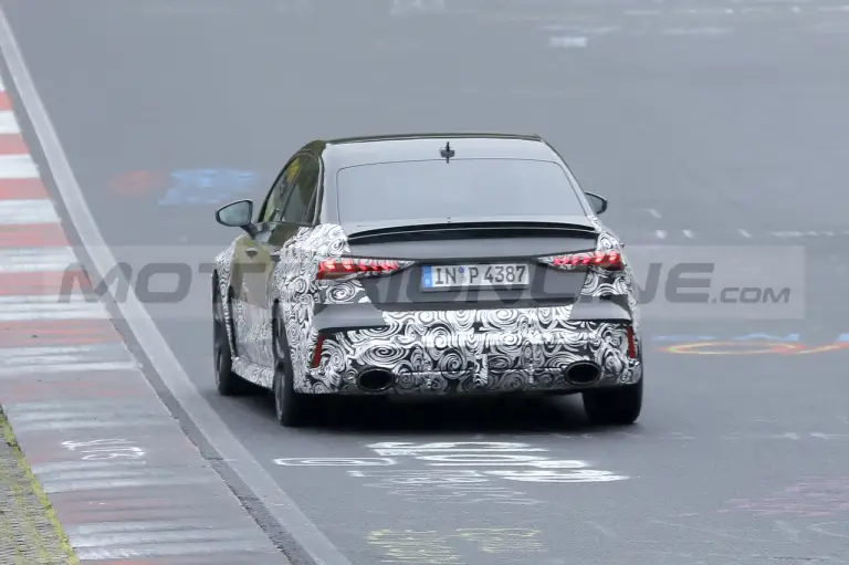 Nuove Audi S3 ed RS 3 - Foto Spia 21-11-2023 - 12