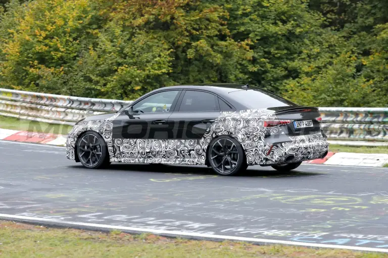 Nuove Audi S3 ed RS 3 - Foto Spia 21-11-2023 - 7