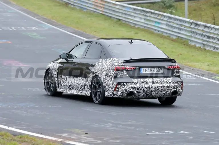 Nuove Audi S3 ed RS 3 - Foto Spia 21-11-2023 - 9
