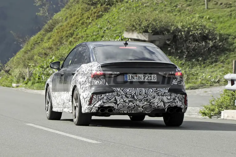Nuove Audi S3 ed RS 3 - Foto Spia 21-11-2023 - 21