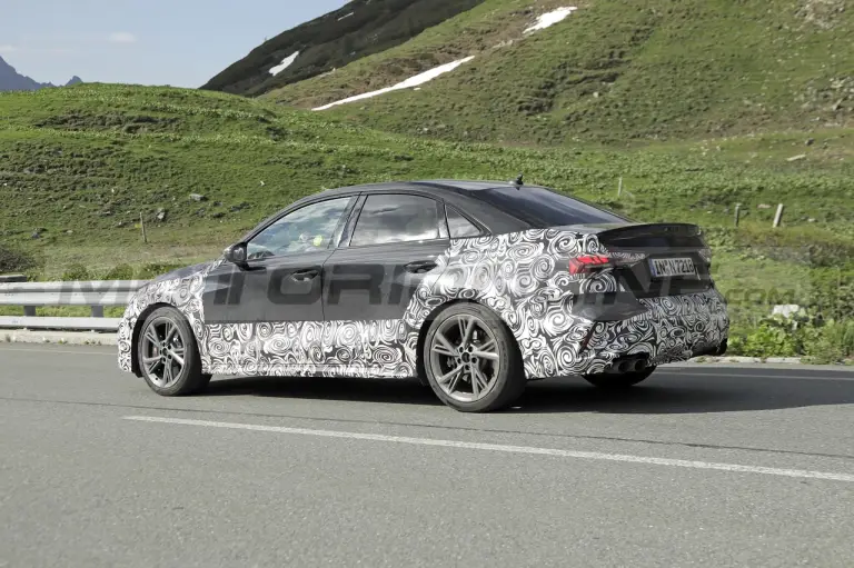 Nuove Audi S3 ed RS 3 - Foto Spia 21-11-2023 - 15
