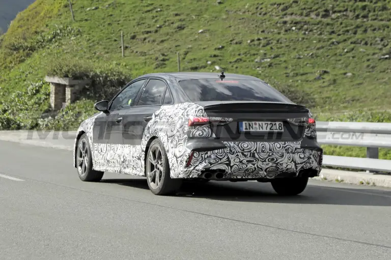 Nuove Audi S3 ed RS 3 - Foto Spia 21-11-2023 - 20