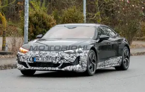 Audi GT e-tron restyling - Foto spia 22-11-2023 - 10