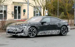 Audi GT e-tron restyling - Foto spia 22-11-2023 - 11