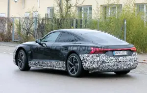 Audi GT e-tron restyling - Foto spia 22-11-2023 - 15