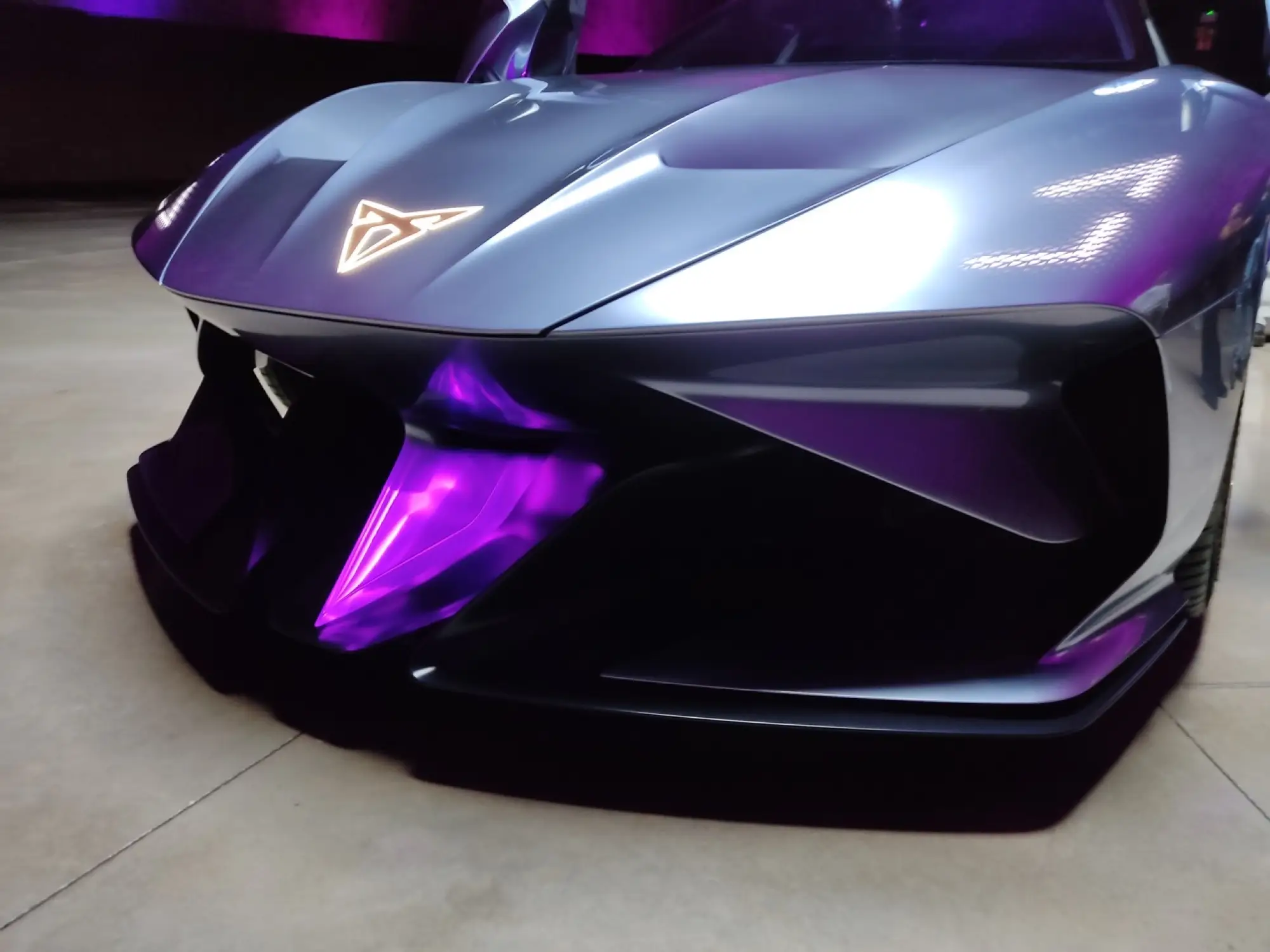 Cupra DarkRebel - Foto Girona - 14